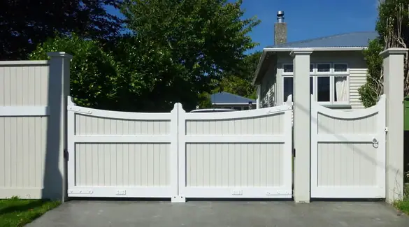 Timber gate BOURKE, installed on a front fence