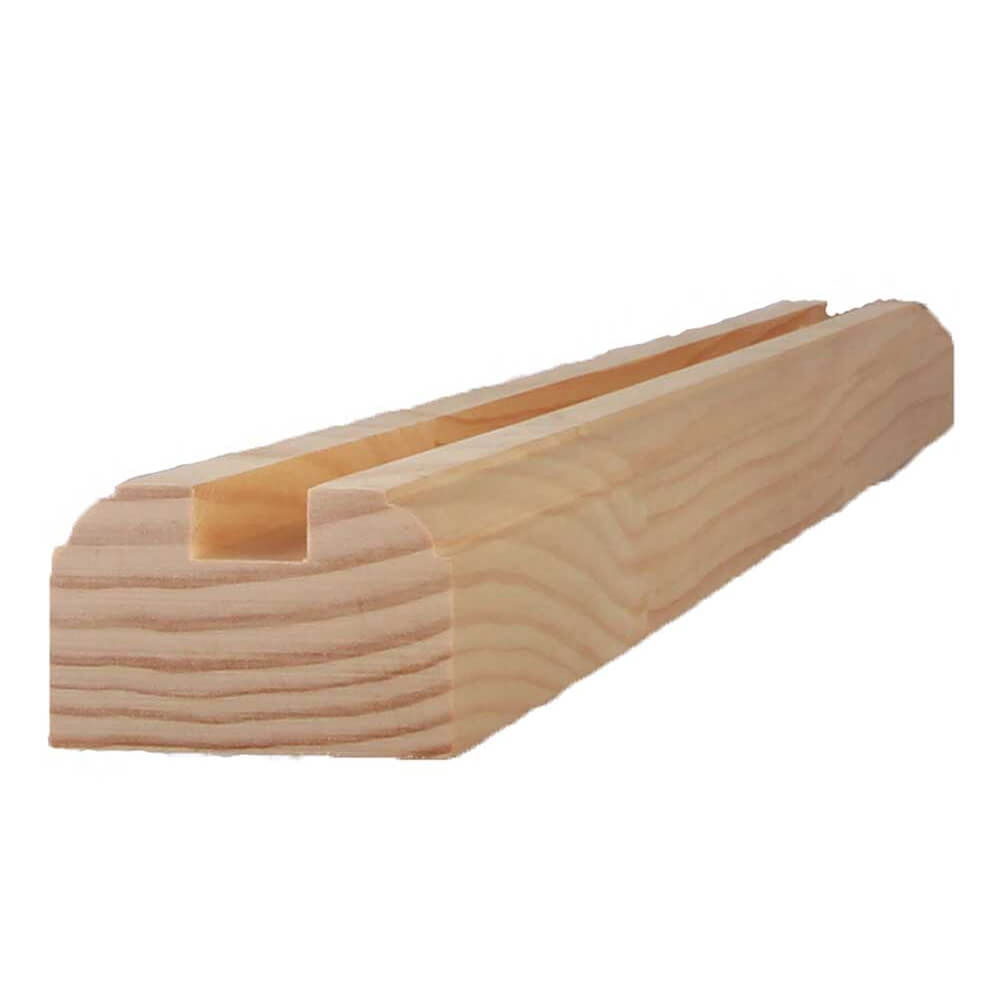 Grooved bottom rail BR2ASL with a moulded lower edge, against white