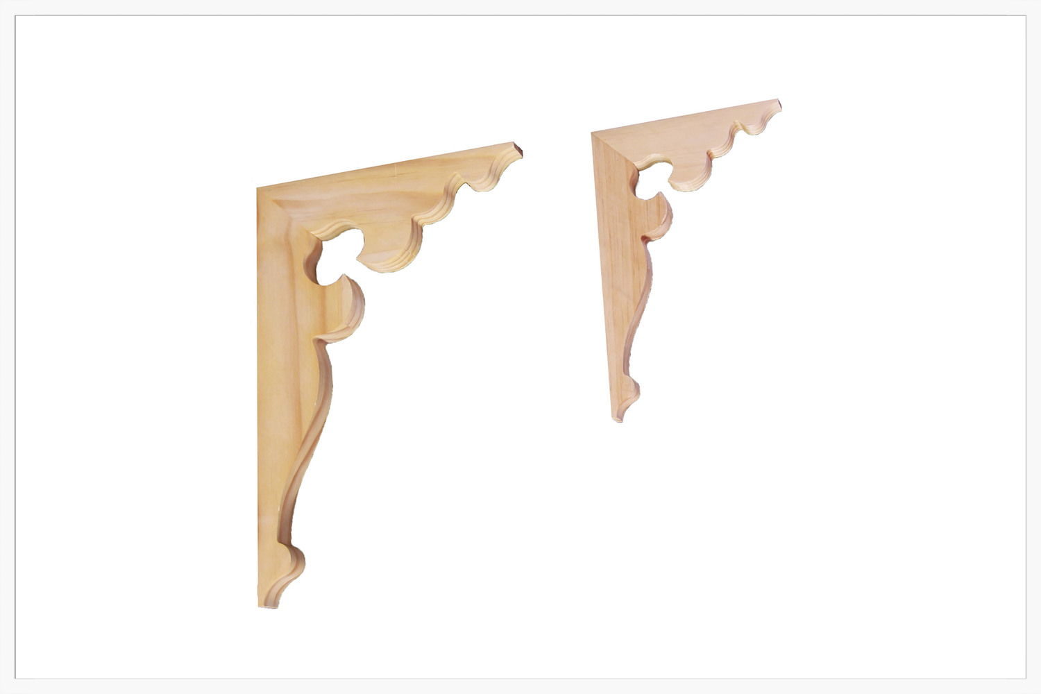 Timber corner bracket CB-11, photographed against white, 300 x 460 mm