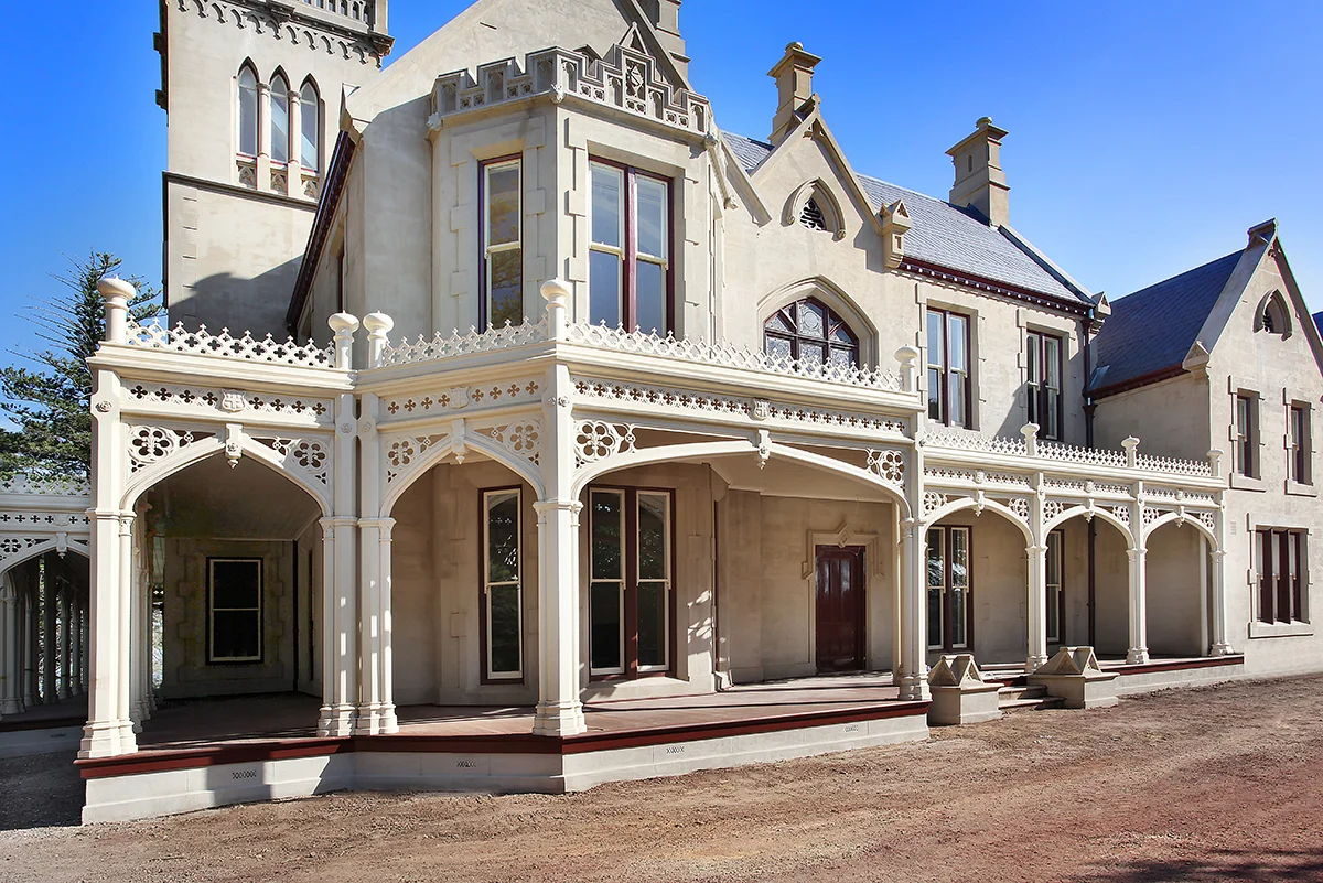 Curved timber verandah rafters
